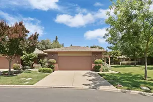 2427 MacArthur Pkwy, Lodi, CA 95242 - Photo 2