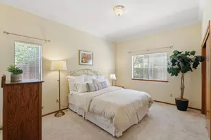 7711 River Landing Dr, Sacramento, CA 95831 - Photo 18
