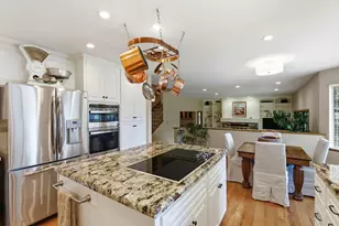 7711 River Landing Dr, Sacramento, CA 95831 - Photo 12