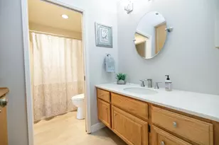 270 W Rumble Rd, Modesto, CA 95350 - Photo 16