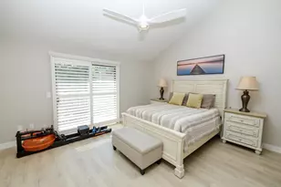 270 W Rumble Rd, Modesto, CA 95350 - Photo 12