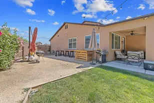 908 Tuscany Ct, Lemoore, CA 93245 - Photo 44