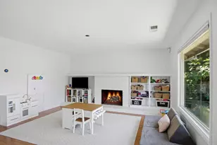 319 Norwegian Ave, Modesto, CA 95350 - Photo 10