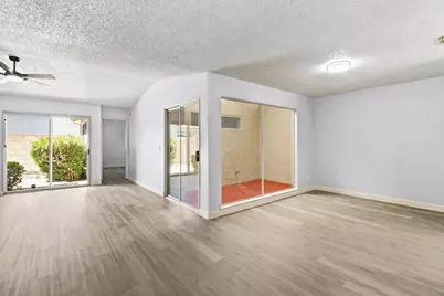 7407 Sunborough Lane, Sacramento, CA 95828 - Photo 10