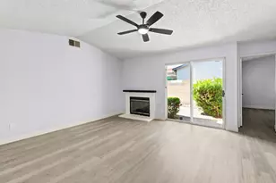 7407 Sunborough Ln, Sacramento, CA 95828 - Photo 4
