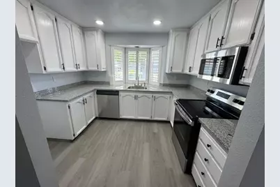 7407 Sunborough Lane, Sacramento, CA 95828 - Photo 26
