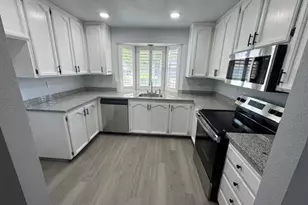 7407 Sunborough Ln, Sacramento, CA 95828 - Photo 26