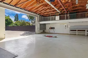 1077 Beyer Ln, Stockton, CA 95215 - Photo 52