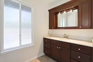 1077 Beyer Ln, Stockton, CA 95215 - Photo 20