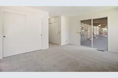 1077 Beyer Lane, Stockton, CA 95215 - Photo 18
