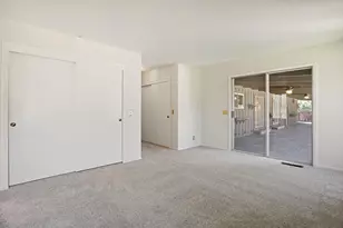 1077 Beyer Ln, Stockton, CA 95215 - Photo 18