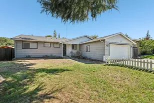 8878 Greenhalgh Ln, Orangevale, CA 95662 - Photo 2