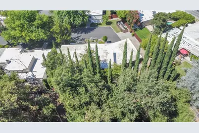 1160 Silver Lake Drive, Sacramento, CA 95831 - Photo 48