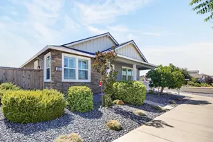 850 W Main St, Winters, CA 95694 - Photo 2