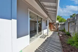 5427 Olympic Way, Sacramento, CA 95842 - Photo 12