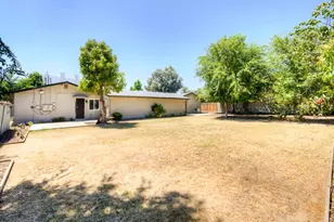 4563 4563 E Sierra Madre Ave, Fresno, CA 93726 - Photo 12