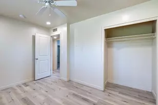 4563 4563 E Sierra Madre Ave, Fresno, CA 93726 - Photo 32