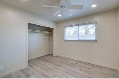 4563 4563 E Sierra Madre Ave, Fresno, CA 93726 - Photo 28