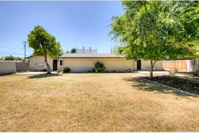 4563 4563 E Sierra Madre Ave, Fresno, CA 93726 - Photo 14