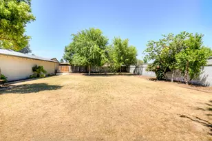 4563 4563 E Sierra Madre Ave, Fresno, CA 93726 - Photo 12