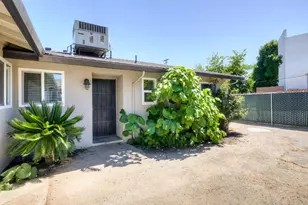 4563 4563 E Sierra Madre Ave, Fresno, CA 93726 - Photo 4