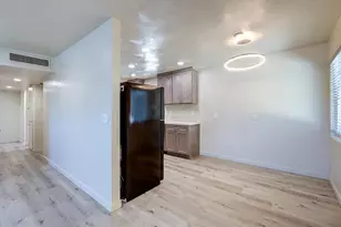 4563 4563 E Sierra Madre Ave, Fresno, CA 93726 - Photo 24