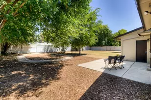 4563 4563 E Sierra Madre Ave, Fresno, CA 93726 - Photo 16