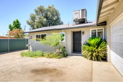 4563 4563 E Sierra Madre Ave, Fresno, CA 93726 - Photo 4