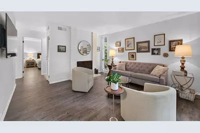 2241 Woodside Lane #2, Sacramento, CA 95825 - Photo 6