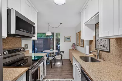2241 Woodside Lane #2, Sacramento, CA 95825 - Photo 8