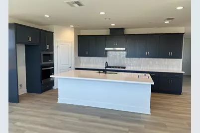 3028 Green Meadow Lane, Lathrop, CA 95330 - Photo 2