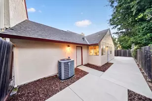 3863 Olivebranch Ln, Carmichael, CA 95608 - Photo 34