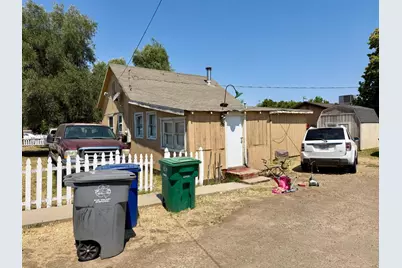 1733 Center Avenue, Dos Palos, CA 93620 - Photo 8