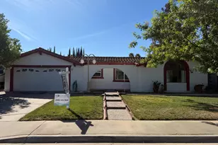 414 Vicki Lynn Ln, Patterson, CA 95363 - Photo 2