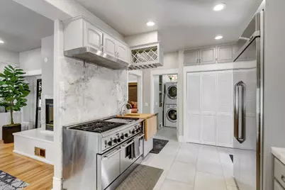 2526 Capitol Avenue, Sacramento, CA 95816 - Photo 14
