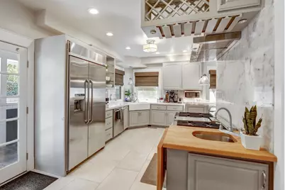 2526 Capitol Avenue, Sacramento, CA 95816 - Photo 12