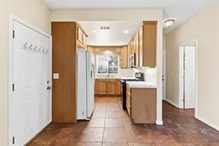 4725 9th Ave, Sacramento, CA 95820 - Photo 16