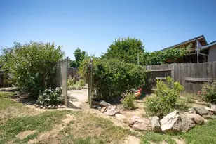382 Monterey Ave, Yuba City, CA 95991 - Photo 30