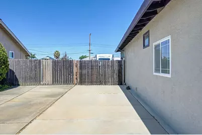 7616 Southbreeze Drive, Sacramento, CA 95828 - Photo 42