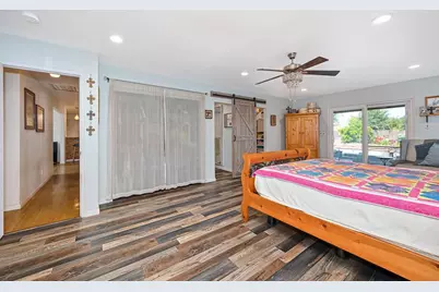 7616 Southbreeze Drive, Sacramento, CA 95828 - Photo 16