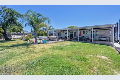 7616 Southbreeze Drive, Sacramento, CA 95828 - Photo 38