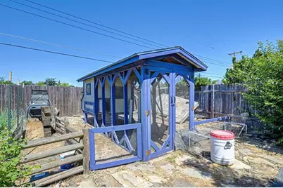 7616 Southbreeze Drive, Sacramento, CA 95828 - Photo 40