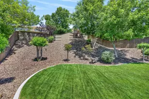 1252 Villagio Dr, El Dorado Hills, CA 95762 - Photo 46