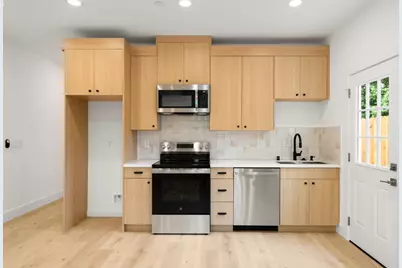 5060 Mascot Avenue, Sacramento, CA 95820 - Photo 28