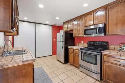 3201 Swallows Nest Drive, Sacramento, CA 95833 - Photo 12