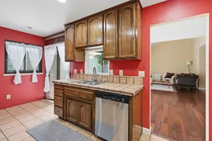 3201 Swallows Nest Dr, Sacramento, CA 95833 - Photo 10