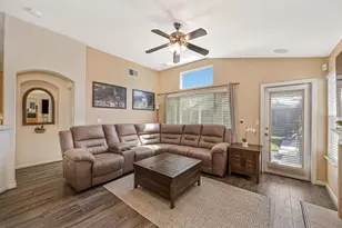 5376 Buckwood Way, Sacramento, CA 95835 - Photo 12