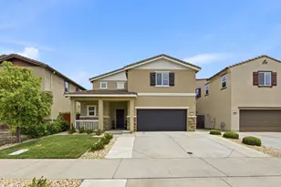 4008 Parkmoor Ln, Roseville, CA 95747 - Photo 2