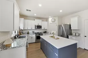 4008 Parkmoor Ln, Roseville, CA 95747 - Photo 8