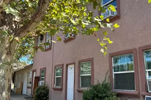 31 E 3rd St, Marysville, CA 95901 - Photo 2